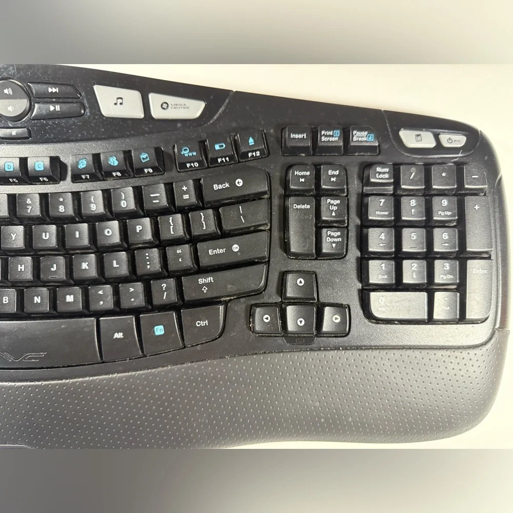Logitech K350 Black Wave Wireless Keyboard Ergonomic.No Dongle. Tested Working.